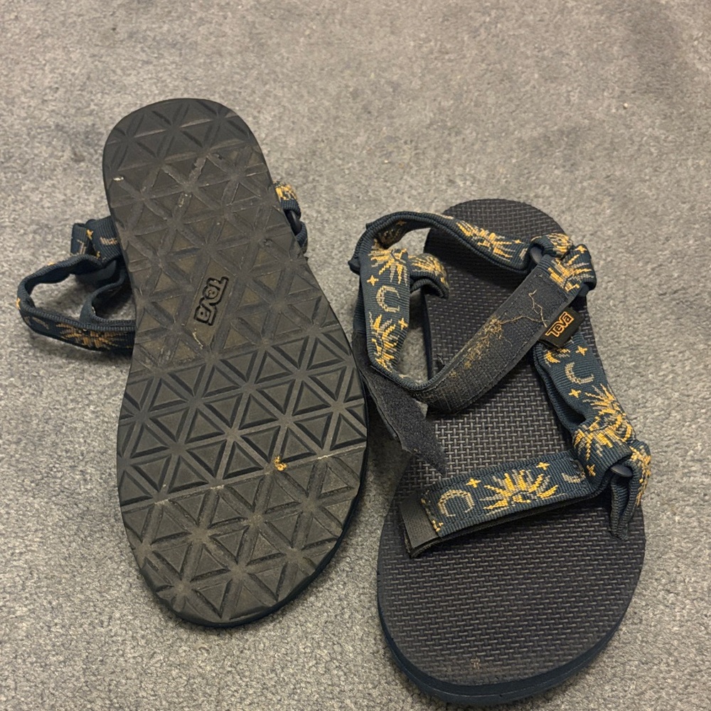 Teva Women's Sandals in Navy and Gold - Picture 2 of 5